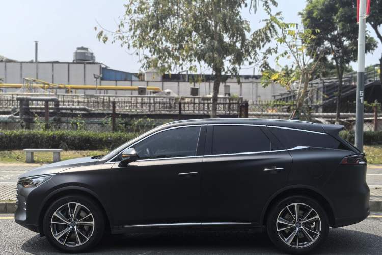 Used BYD Tang New Energy 2018 DM 2.0T All-Wheel Drive Smart Connectivity Luxury Model 7 Seats China V Emission Standard Exterior 3