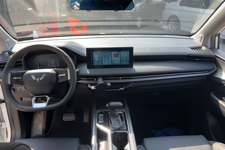 Used Wuling Jiachen 2022 1.5T CVT Deluxe Flagship Edition
