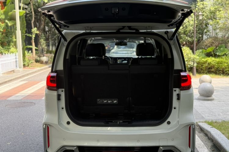 Used GAC Trumpchi M8 2021 Lingxiu Series 390T Deluxe Edition