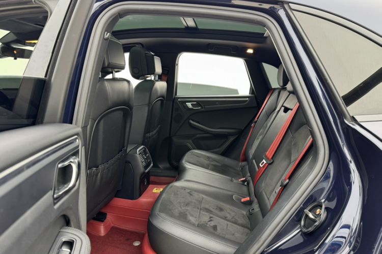 Used Porsche Macan 2021 Macan 2.0T
