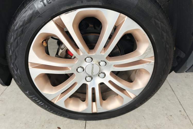 Used Lynk & Co 01 2017 2.0T Two-Wheel Drive Pro Edition Exterior 3