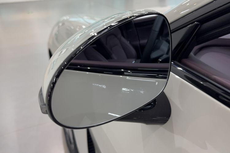 Used Xiaomi Auto SU7 2024 Rear-Drive Standard Founder Edition Exterior 3