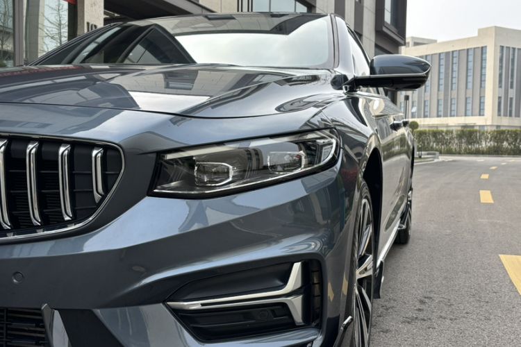 Used Geely Auto Preface 2025 Dongfang Yao 2.0TD Lanxing Edition Left Front Headlight