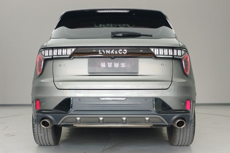 Used Lynk & Co 01 2021 2.0TD Two-Wheel-Drive Pro Trim Exterior 10