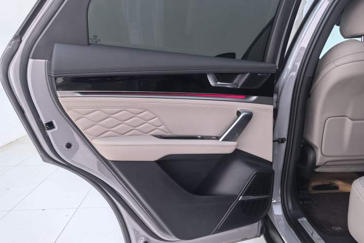 Used BYD Tang New Energy 2025 DM-i 115KM Prestige Model
