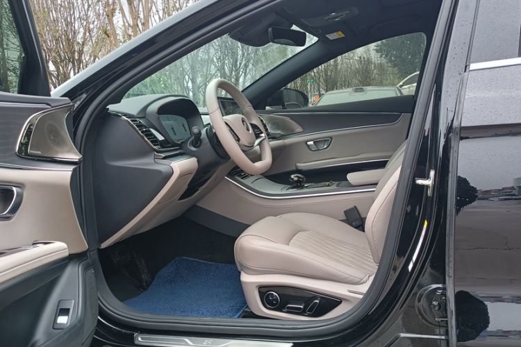 Used BYD Han 2025 DM-i Intelligent Driving Edition 125KM LiDAR Flagship Model
