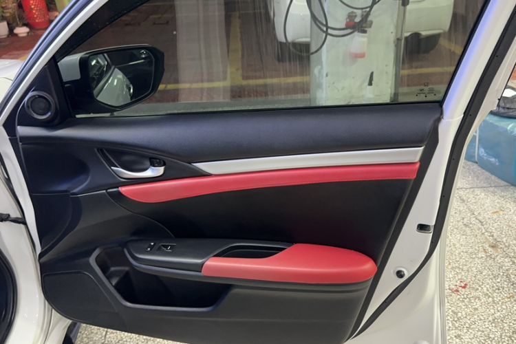 Used Honda Civic 2019 220TURBO CVT Dynamic Edition China VI Emission Standard Interior 8