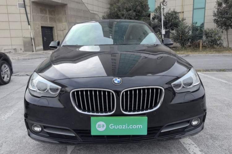 Used BMW 5 Series GT 2017 528i Leading Model