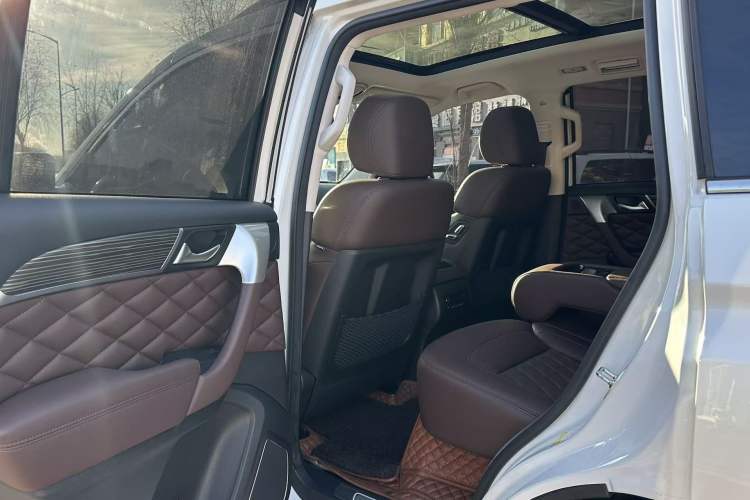 Used Haval H9 2022 2.0T Gasoline 4x4 Premium 5-Seater