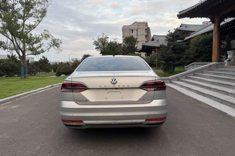 Used Volkswagen Phideon 2018 Revised Version 380TSI Two-Wheel Drive Business Edition
