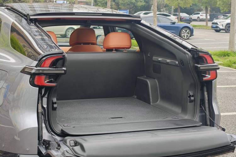 Used CHANGAN NEVO E07 2025 Extended-Range Two-Wheel Drive 39 kWh Max Intelligent Driving Version
