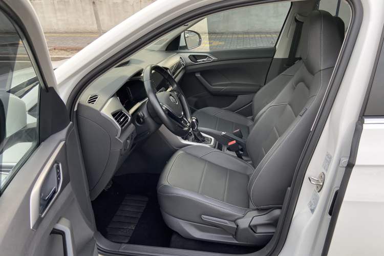 Used Volkswagen T-Cross 2019 280TSI DSG Luxury Edition Interior 1