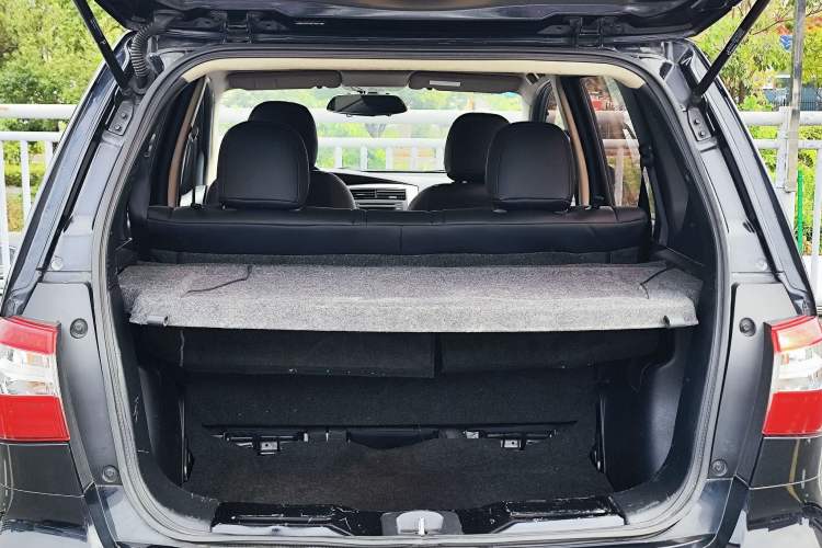 Used Nissan Livina 2013 1.6XE CVT Comfort Edition