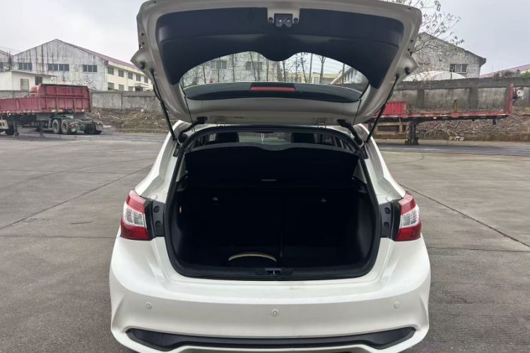 Used Nissan Tiida 2019 1.6L CVT Cool Edition China VI Standard
