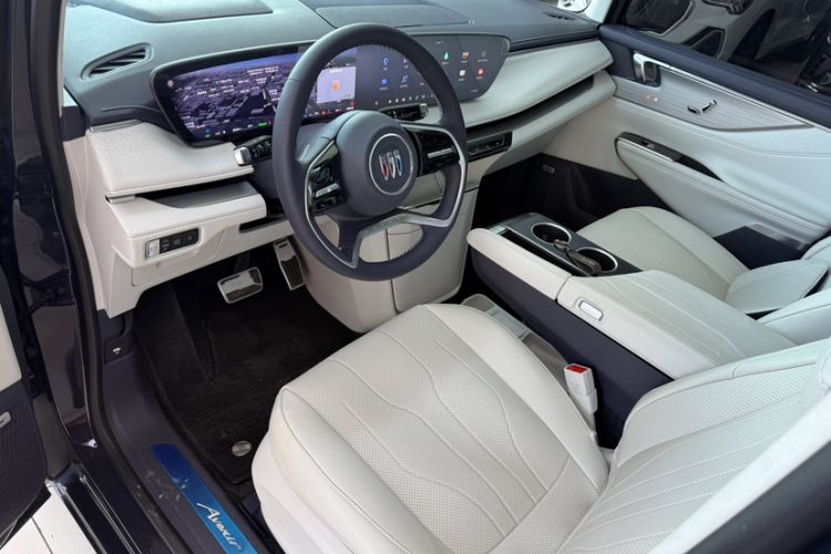 Used Buick GL8 New Energy 2026 Model Lu Zun Prestige Edition Interior 7