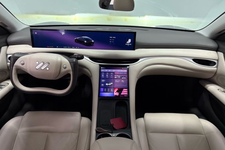 Used IM L6 2024 Max Standard Edition Interior 2