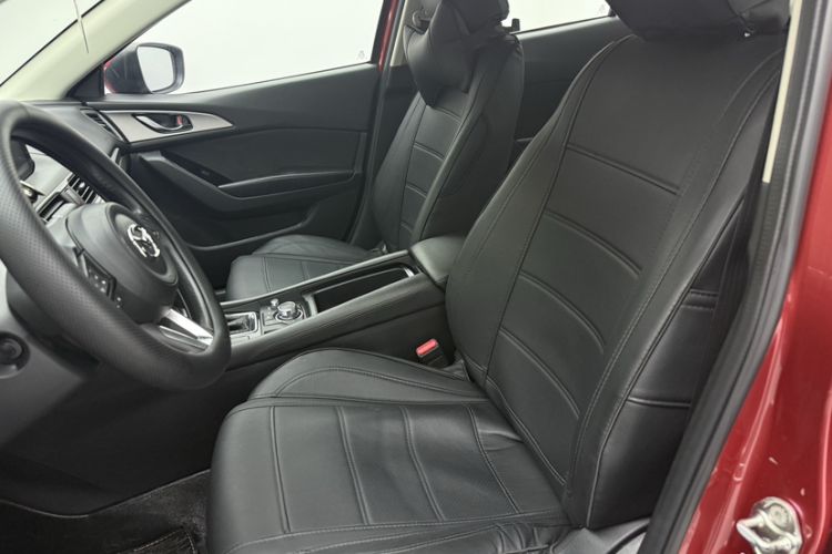 Used Mazda 3 Axela 2017 Sedan 1.5L Automatic Luxury Model Emission Standard China V