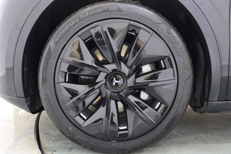 Used Tesla Model Y 2022 Revised Version Long-Range All-Wheel Drive