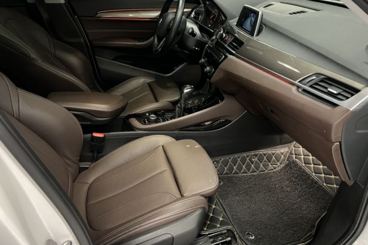 Used BMW X1 2018 sDrive18Li Luxury Model Right Front Seat