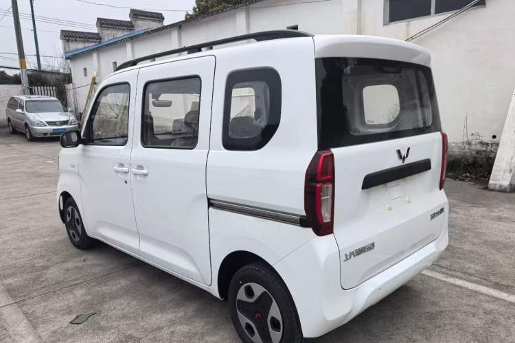 Used Wuling Zhiguang New Energy 2025 Comfort Model