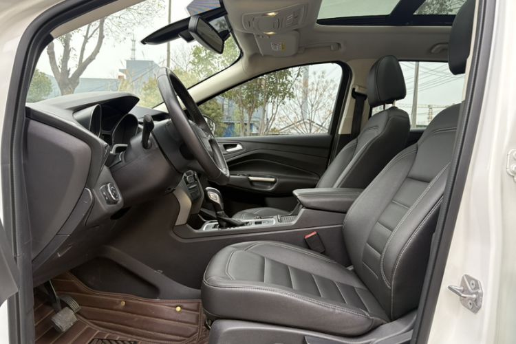 Used Ford Kuga 2019 EcoBoost 180 Two-Wheel-Drive Platinum Edition China VI Standard
