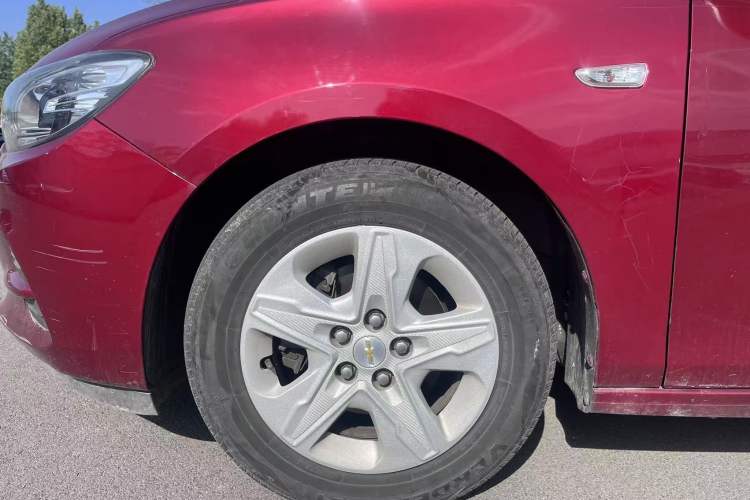 Used Chevrolet Cavalier 2019 320 Automatic Enjoyment with Sunroof Exterior 6