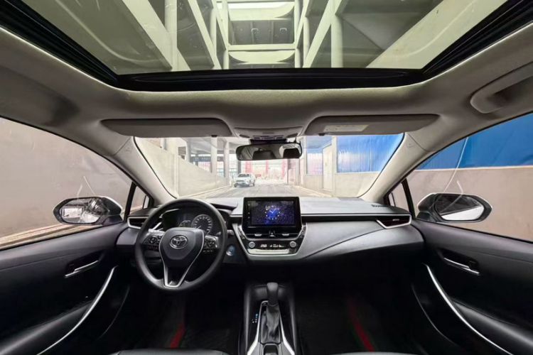 Used Toyota Corolla 2021 Dual-Motor 1.8L E-CVT Elite Edition