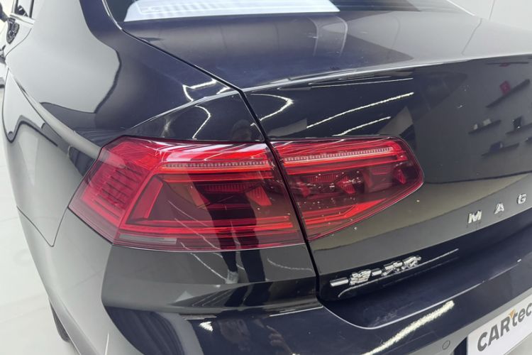 Used Volkswagen Magotan 2020 330TSI DSG Leading Model Exterior 4