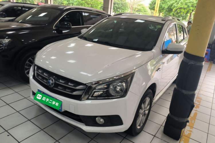 Used Venucia T70 2016 2.0L CVT Smart Choice Edition