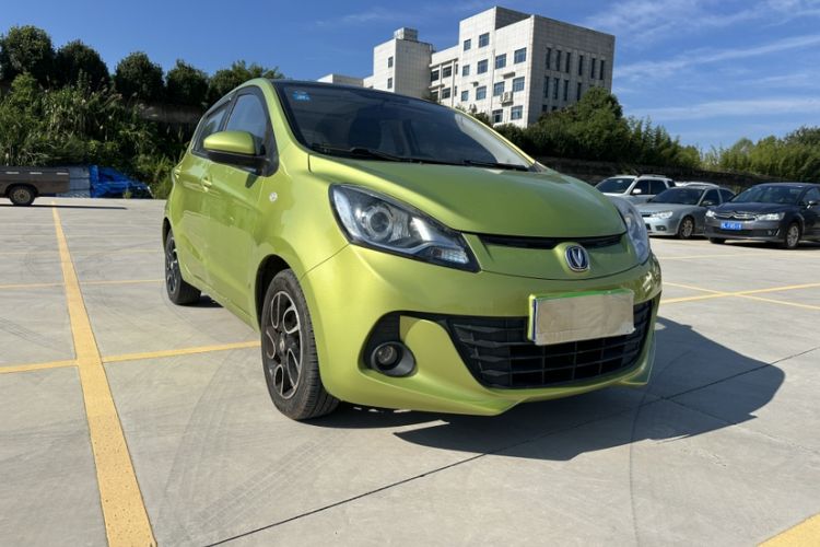 Used CHANGAN Benni 2014 1.4L IMT Luxury Model with Sunroof
