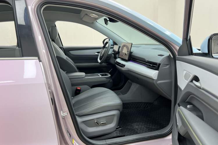 Used Bestune Yueyi 03 2025 565km Premium Edition Right Front Seat