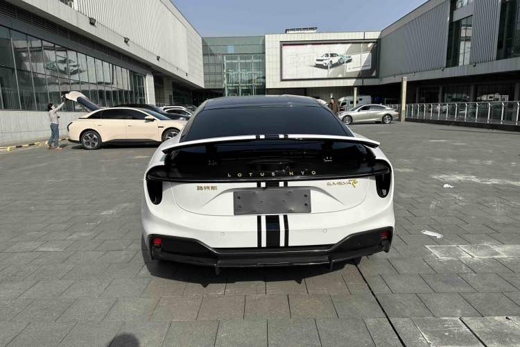 Used Lotus EMEYA 2024 EMEYA L+
