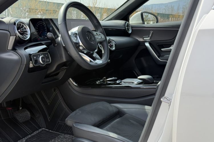 Used Mercedes-Benz A-Class 2021 A 200 L Sport Sedan Fashion Model Interior 1