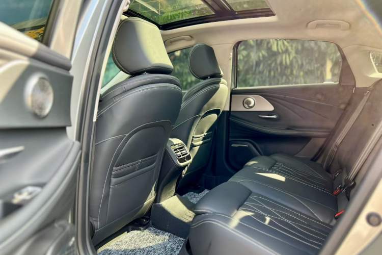 Used Chery Arrizo 8 2023 High-Performance Edition 2.0T DCT Powerfully Equipped