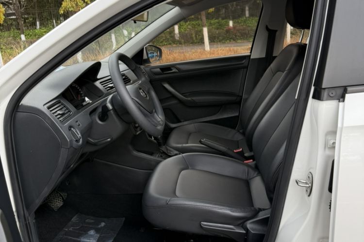 Used Volkswagen Santana 2018 1.5L Automatic Fashion Edition Left Front Seat