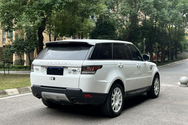 Used Land Rover Range Rover Sport 2015 3.0 SDV6 HSE
