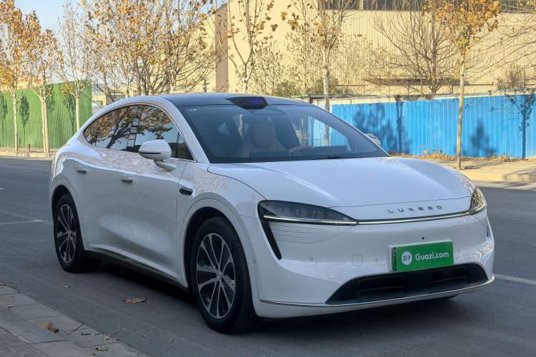 Used Hima Luxeed R7 2024 All-Electric 736 km Ultra
