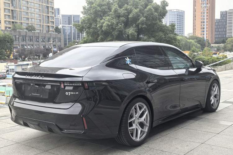 Used Lynk & Co 07 2024 EM-P 126 Long-Range Ultra