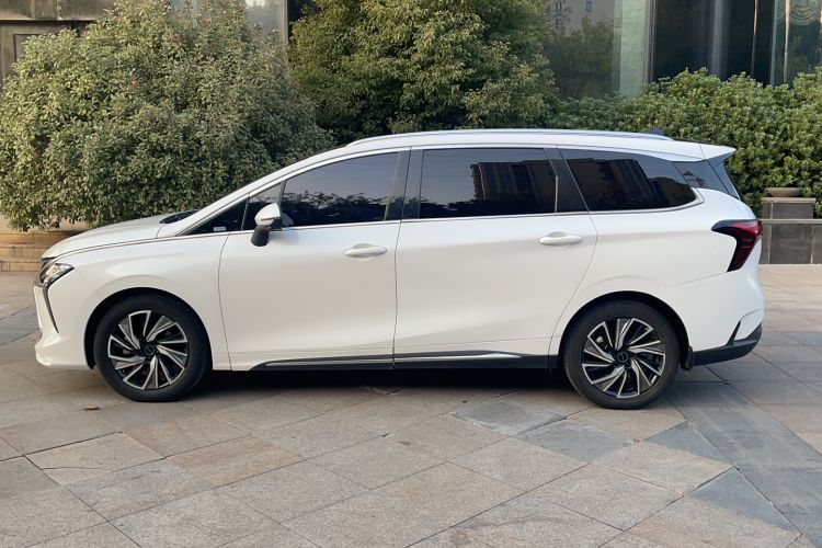 Used FORTHING Yacht 2022 1.5T DCT Chasing-the-Waves Edition