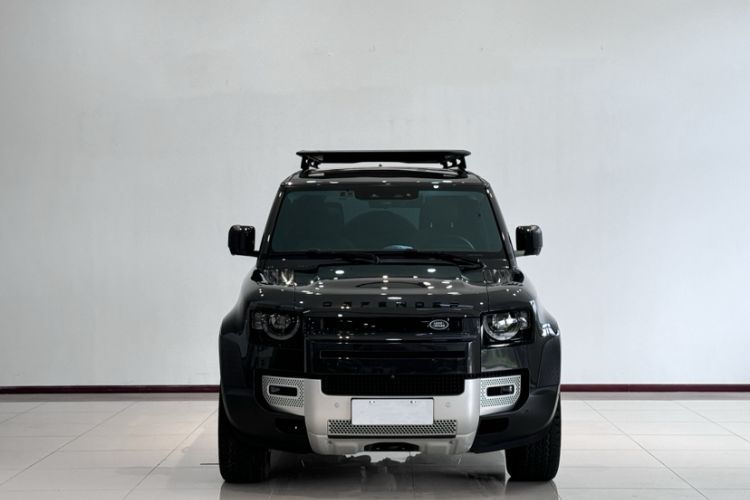 Used Land Rover Defender 2023 Facelift 110 3.0T P400 Dark Edition
