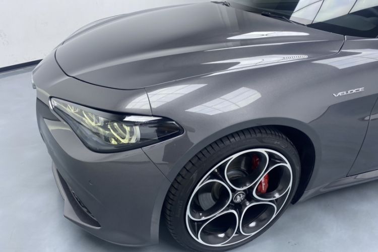 Used Alfa Romeo Giulia 2023 2.0T 280HP Track Edition
