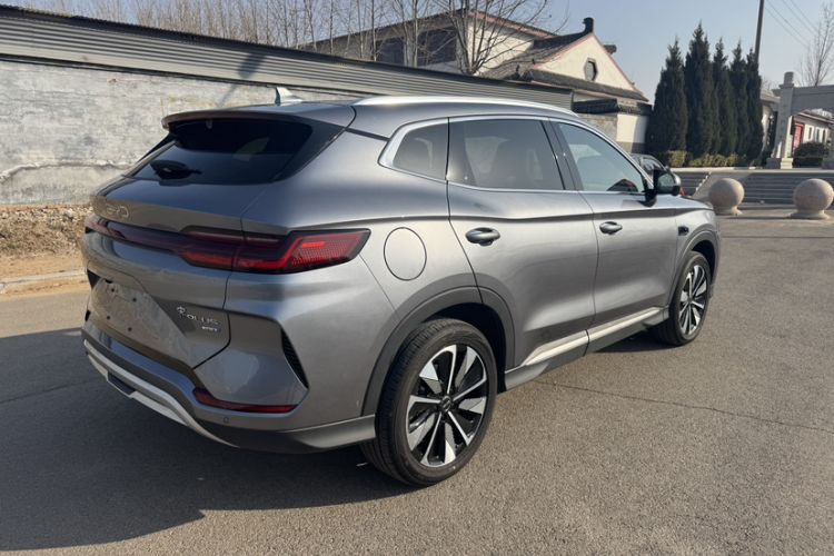 Used BYD Song PLUS New Energy 2025 EV Smart Drive Edition 605km Flagship Model
