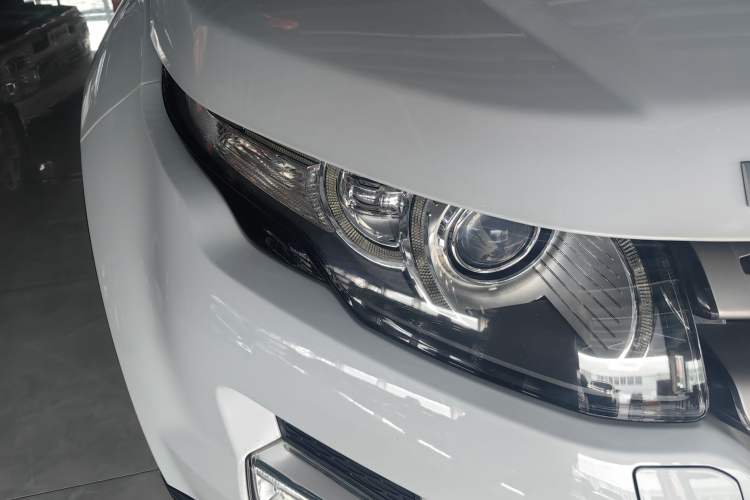 Used Land Rover Range Rover Evoque 2015 2.0T Five-Door Zhiyao Edition