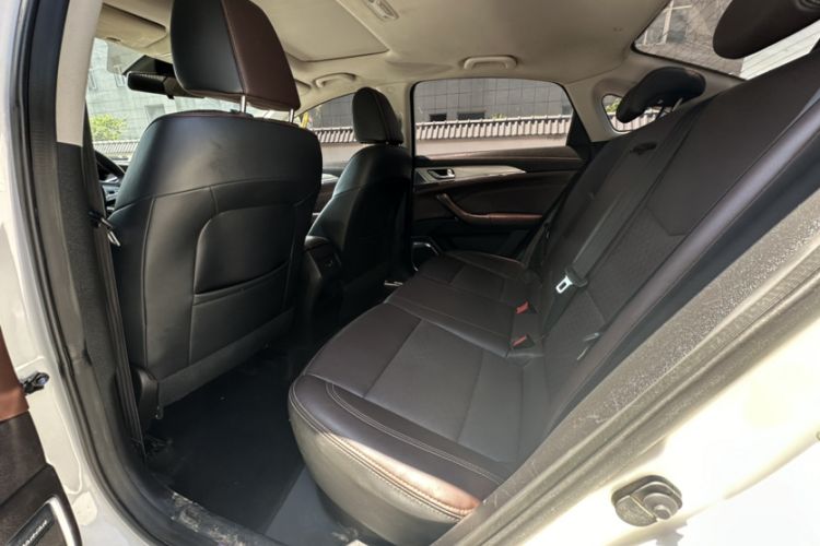 Used Changan Eado 2019 High-Energy Edition 1.6L GDI Automatic Zhenfeng Model China VI Standard
