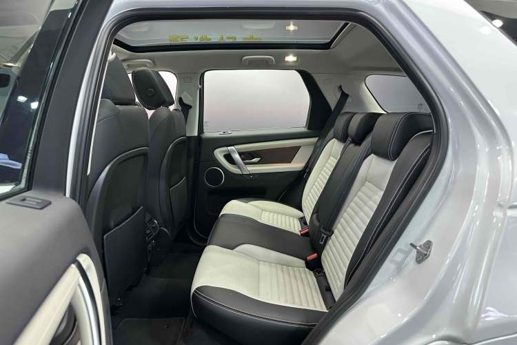 Used Land Rover Discovery Sport New Energy 2022 Facelifted P300e Plug-in Hybrid Electric Version