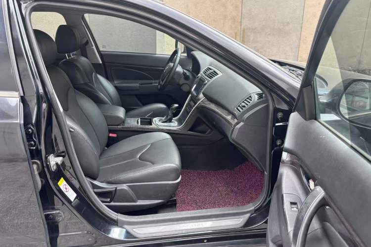 Used Changan Raeton 2014 1.8T Automatic Prestige Anniversary Edition China V Standard
