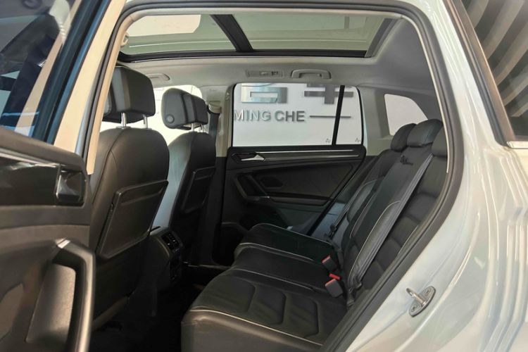 Used Volkswagen Tiguan 2018 330TSI All-Wheel-Drive Innovation Model
