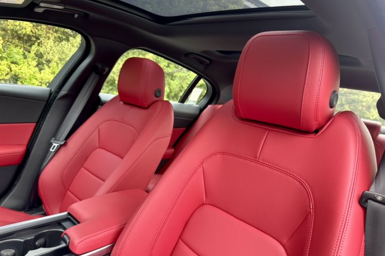 Used Jaguar XEL 2023 2.0T 250 PS R-DYNAMIC S Advanced Sport Edition
