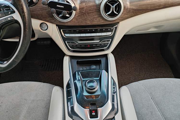 Used BAIC Beijing EU5 2018 R500 Smart Wind Edition