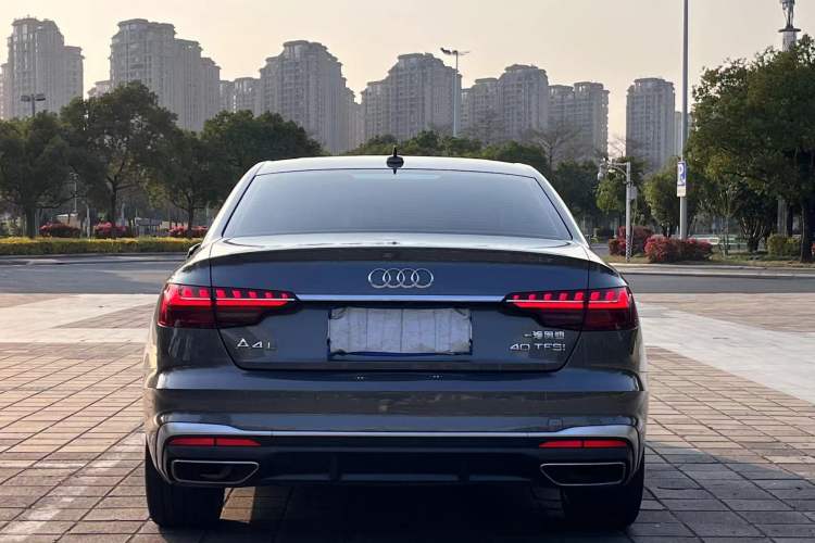 Used Audi A4L 2022 40 TFSI Fashion Dynamic Model